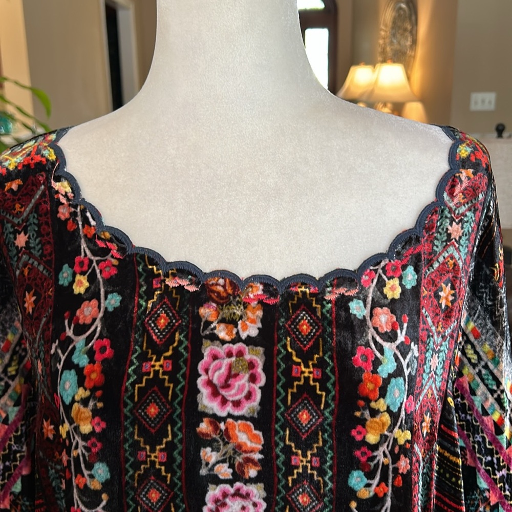 Johnny Was Multicolor Velvet Floral Embroidered Blouse - Picture 4 of 15